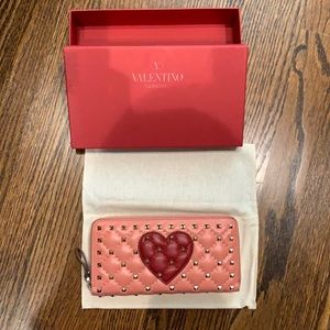 Valentino Heart Rockstud Continental Wallet